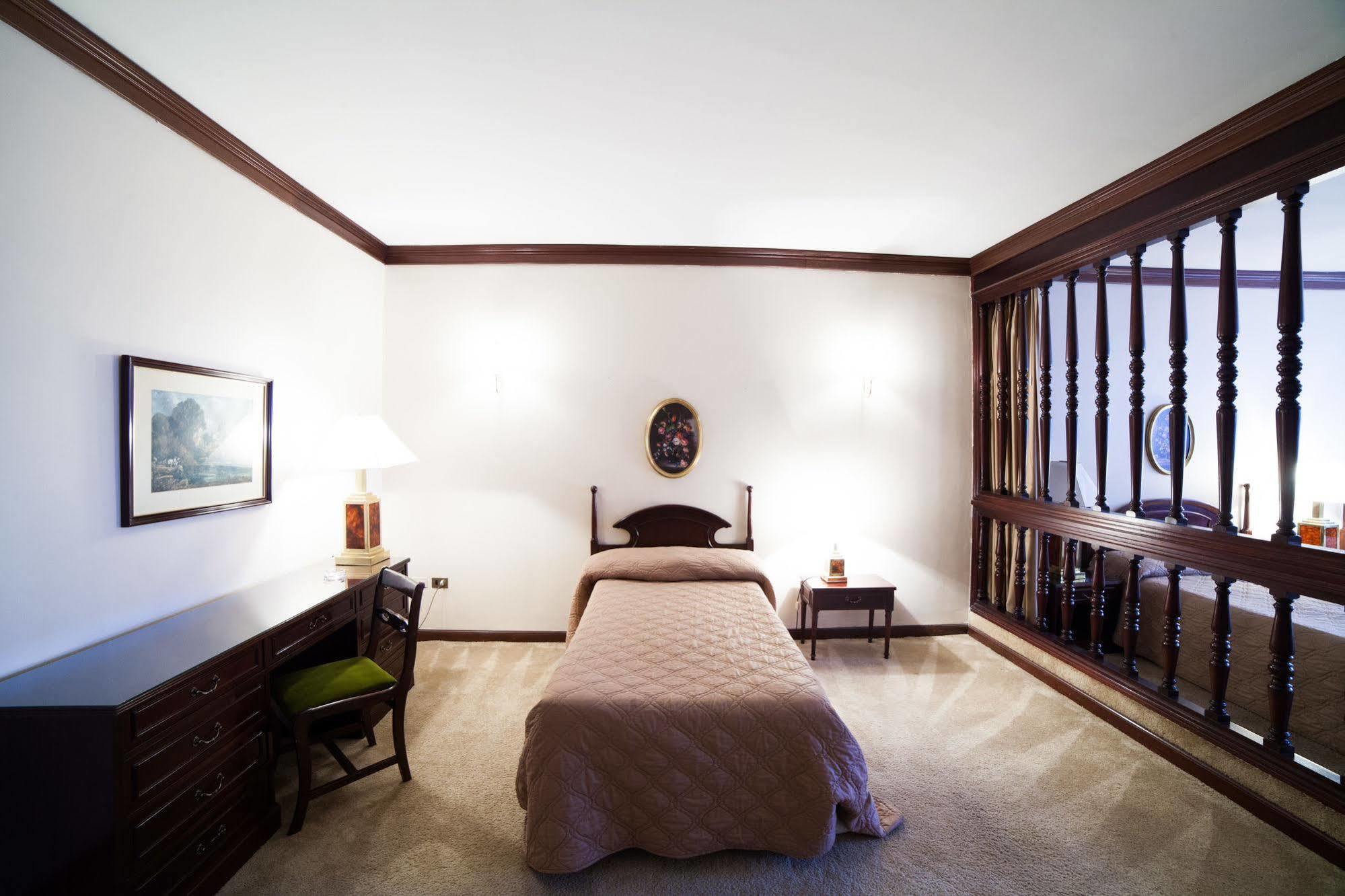 Excelsior Inn Asuncion Buitenkant foto