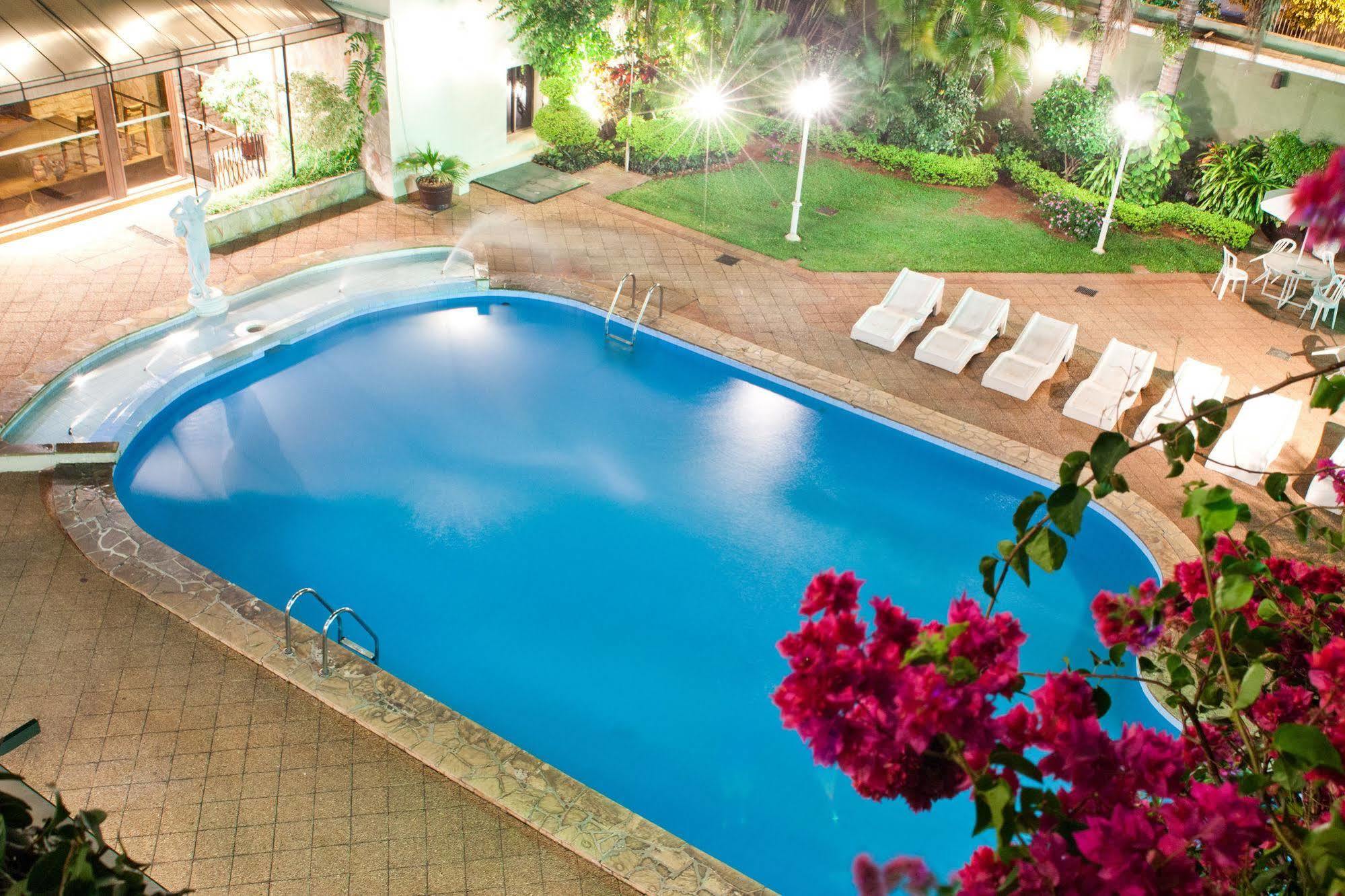 Excelsior Inn Asuncion Buitenkant foto