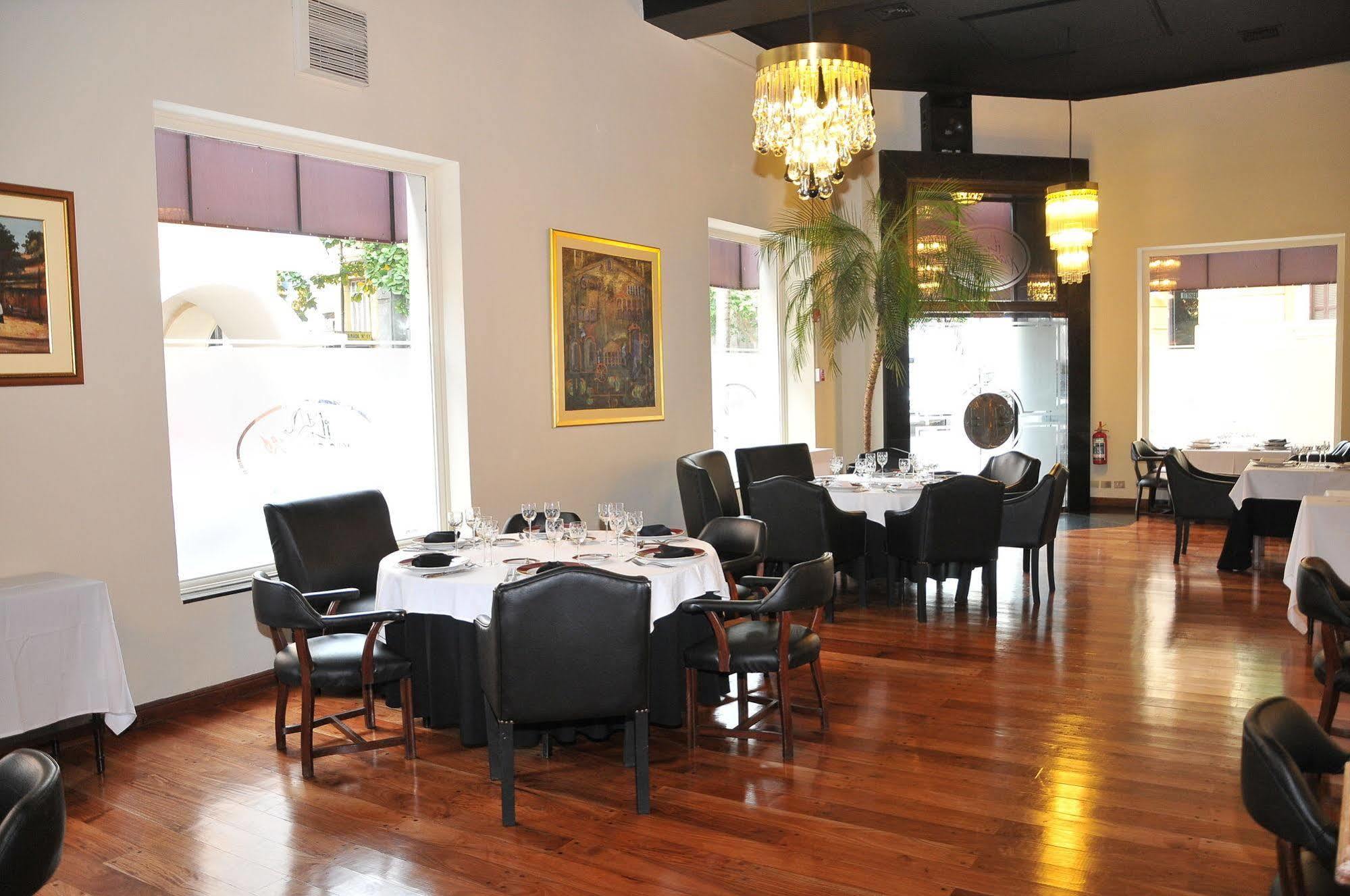 Excelsior Inn Asuncion Buitenkant foto